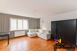 Mieszkanie 2 pokoje na pierwszym piętrze!!